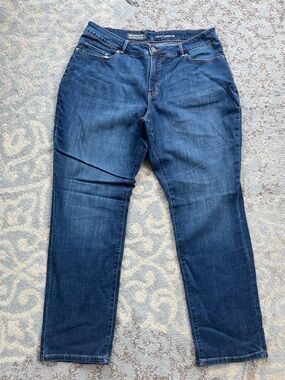 Lee Modern Series Curvy Fit Straight Leg Jeans Blue 16W